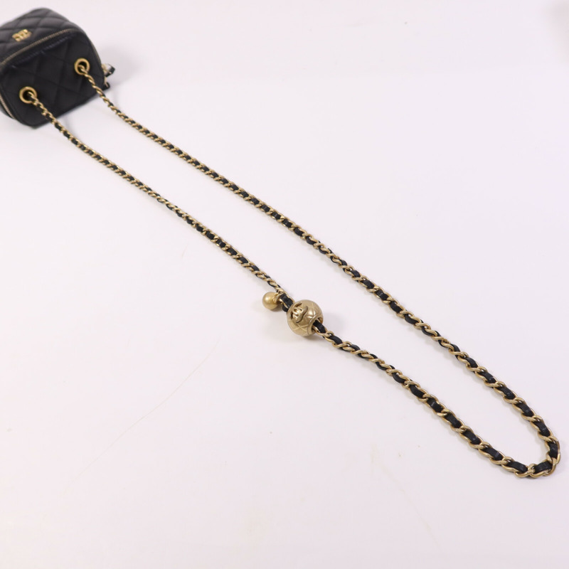 CHANEL 羊皮皮革Mini Vanity金扣鏈帶肩背袋-13