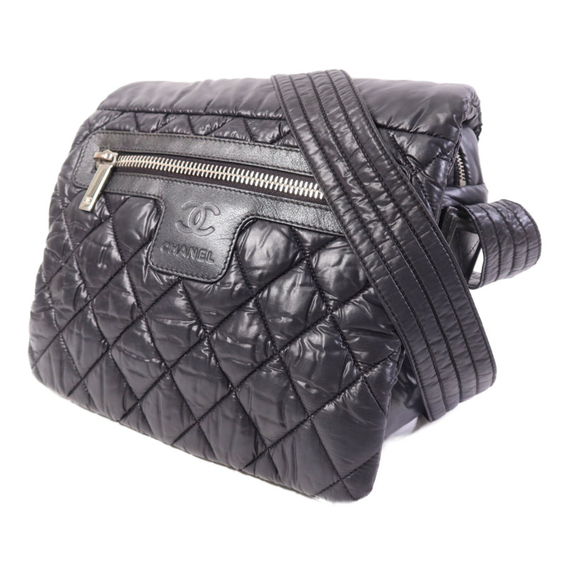 CHANEL 尼龍Coco Cocoon銀扣肩背袋-2