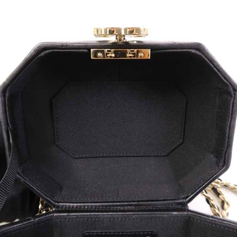 CHANEL 羊皮皮革Small Vanity Case銀扣鏈帶肩背袋-14