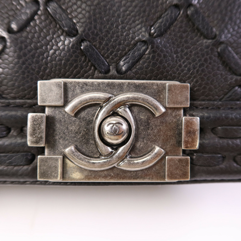 CHANEL 牛皮皮革Le Boy 20銀扣鏈帶肩背袋-6