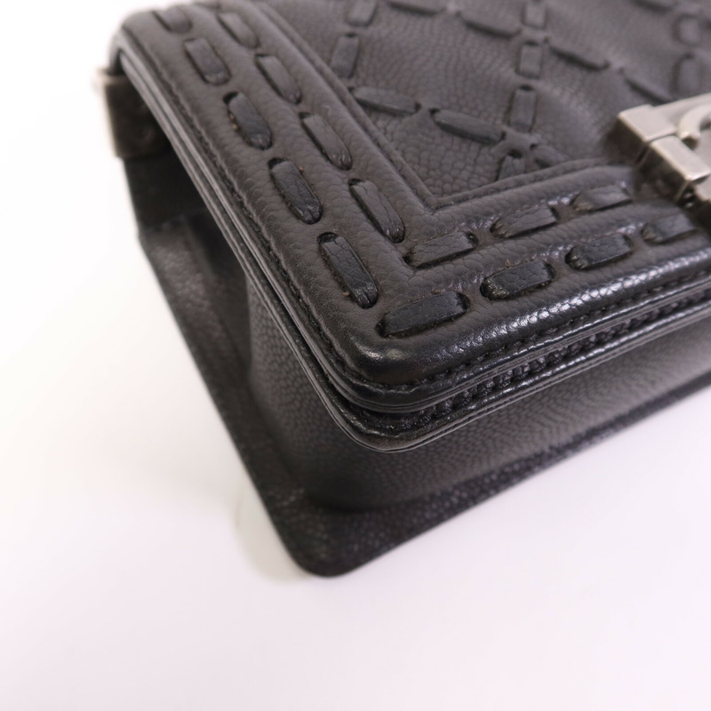 CHANEL 牛皮皮革Le Boy 20銀扣鏈帶肩背袋-11