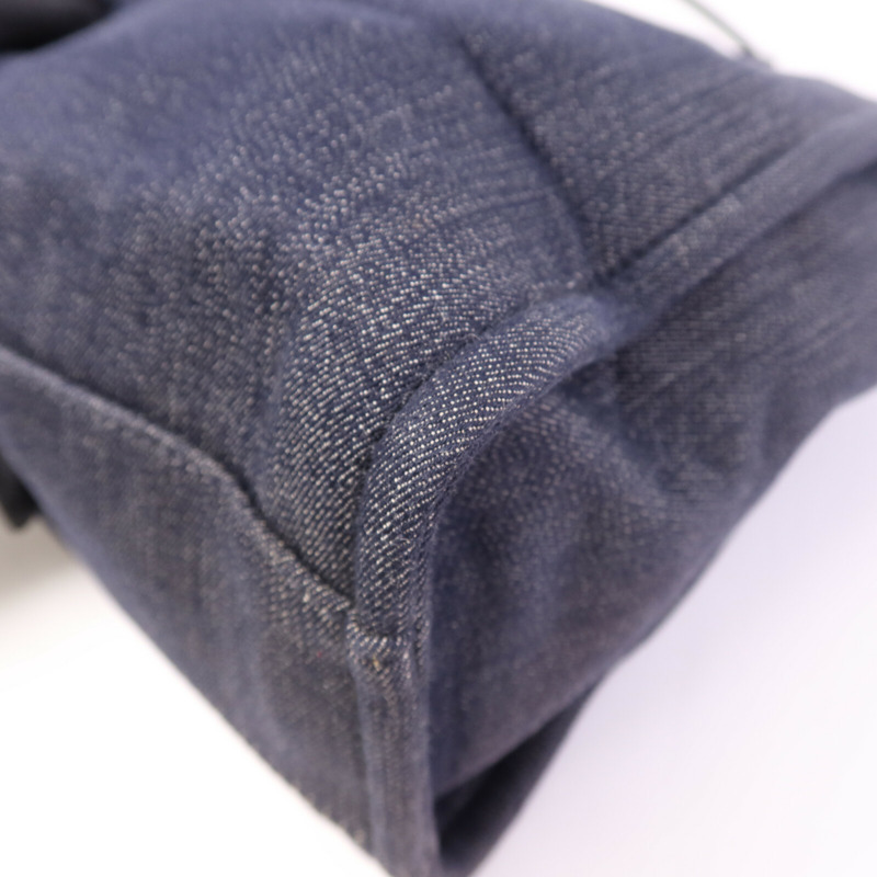 CHANEL 牛仔布Deauville銀扣鏈帶肩背袋-12