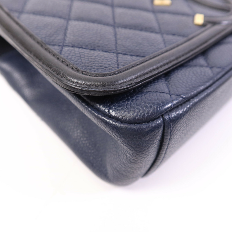 CHANEL 牛皮皮革Shoulder Bag金扣鏈帶肩背袋-10