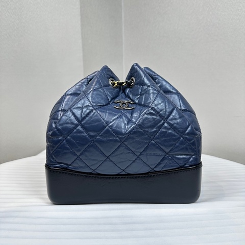 香奈兒/Chanel Gabrielle Backpack 藍色/黑色小牛皮 金銀鏈帶後背包雙肩包小號流浪包 23x10x22.5cm