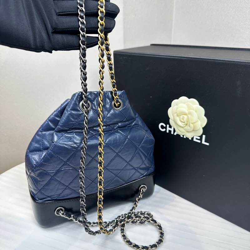 香奈兒/Chanel Gabrielle Backpack 藍色/黑色小牛皮 金銀鏈帶後背包雙肩包小號流浪包 23x10x22.5cm-2