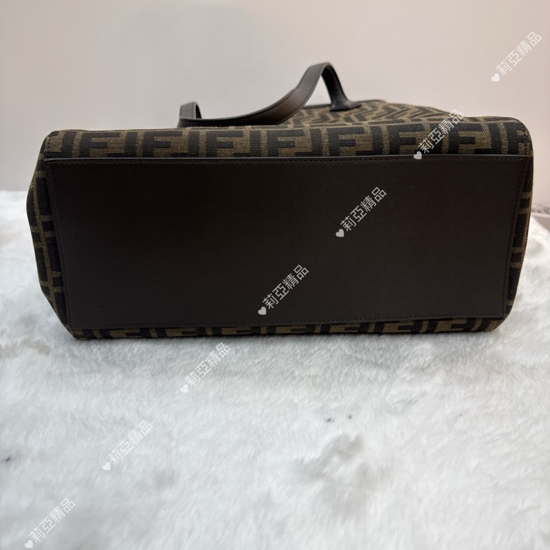 莉亞精品♡Fendi 老花摺紙包 二手-5