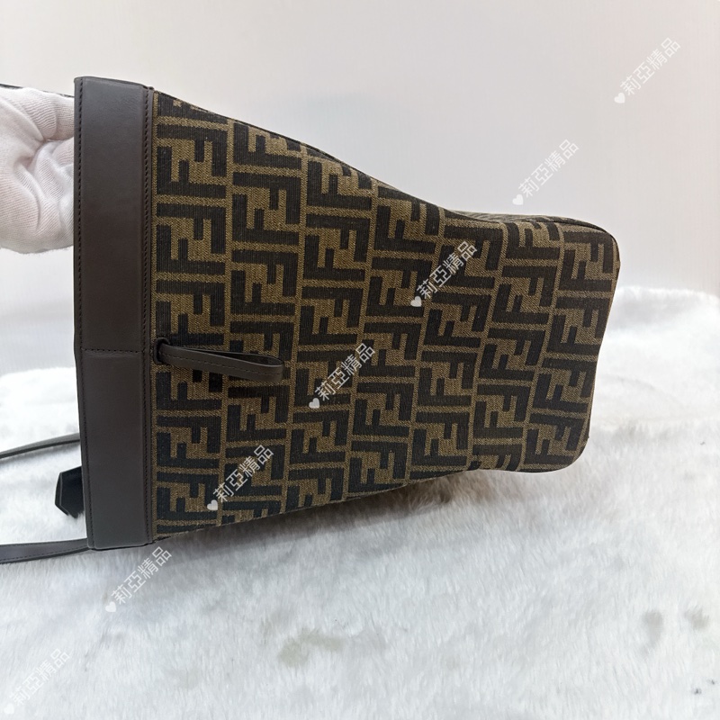 莉亞精品♡Fendi 老花摺紙包 二手-7