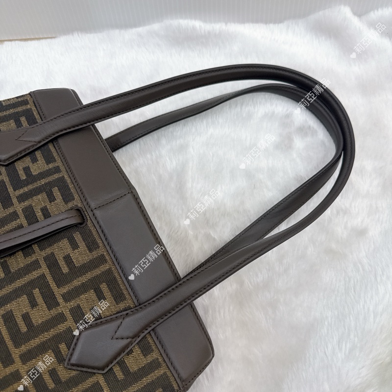 莉亞精品♡Fendi 老花摺紙包 二手-15