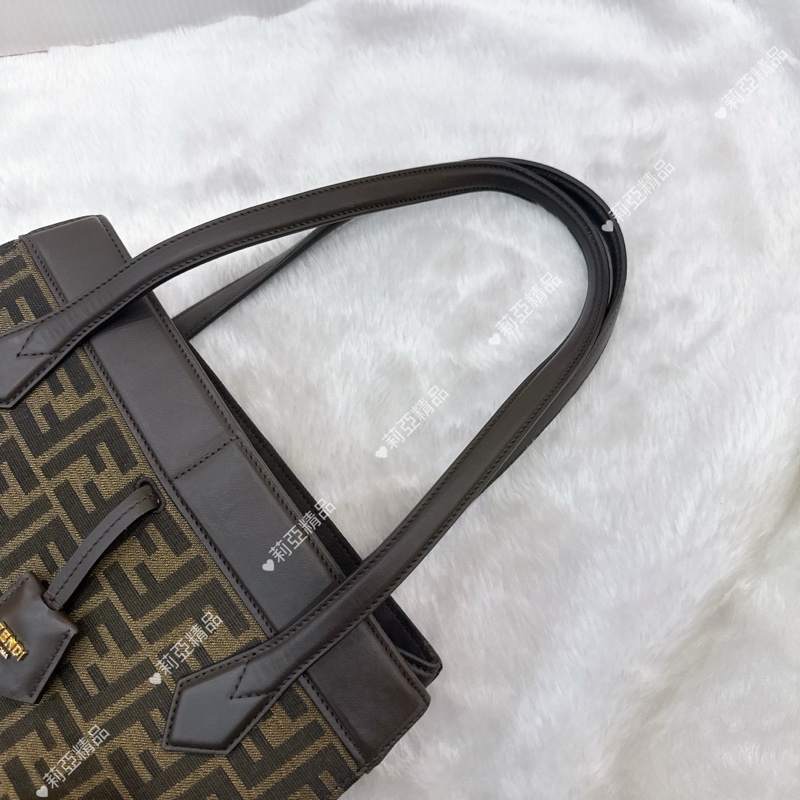 莉亞精品♡Fendi 老花摺紙包 二手-16
