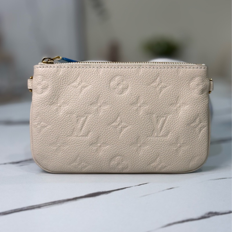 Lv 奶白色壓紋牛皮手機包零錢包-1