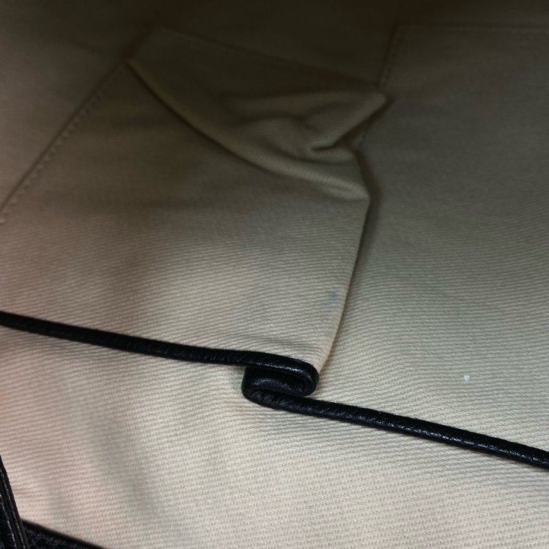 △ Chanel 香奈兒 Black Caviar Skin Silver Tone Metal Chain Tote Bag No.19 A94033 黑色粒紋小牛皮銀色金屬托特袋No.19 - 257023829-19