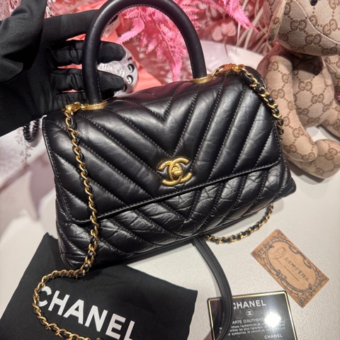Chanel 揉皺牛皮handle斜背包/王吉娜古董精品