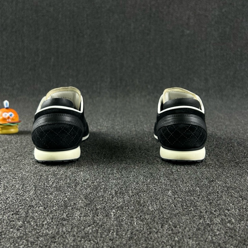 98新Chanel香奈兒黑色運動鞋 尺碼：36 碼一無附件-4