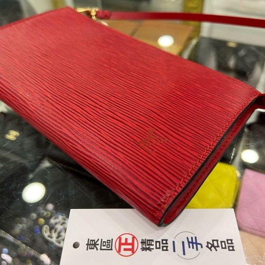東區正精品㊣LV LOUIS VUITTON M52941 紅色EPI手提包腋下包麻將包肩背包 RA1734-7