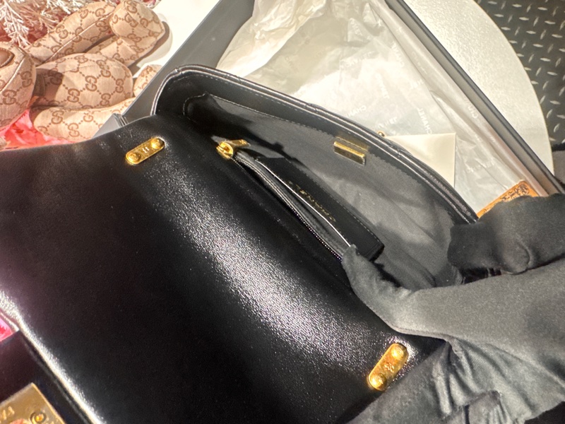 Chanel 黑金肩背包鏈條包/王吉娜古董精品-8