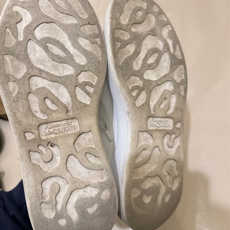 McQueen 粉尾小白鞋-9
