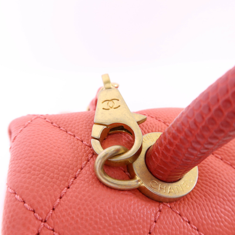 CHANEL 牛皮皮革Coco Handle Large金扣鏈帶肩背袋-10