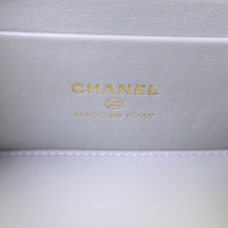 CHANEL 羊皮皮革Vanity Case金扣鏈帶肩背袋-6