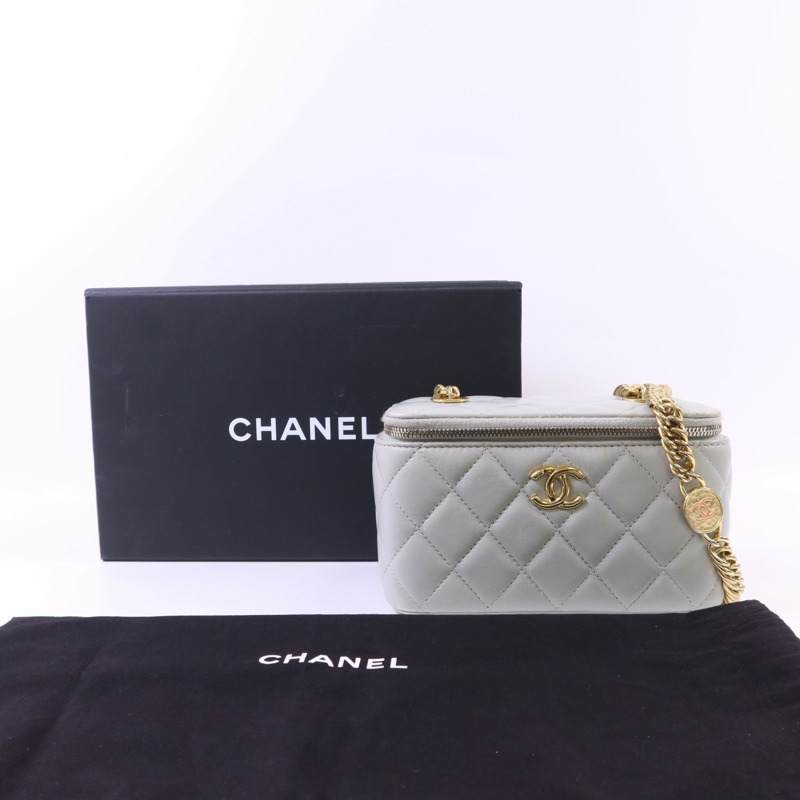 CHANEL 羊皮皮革Vanity Case金扣鏈帶肩背袋-21