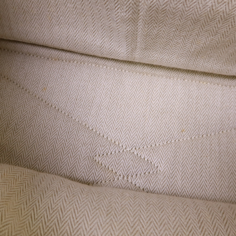 HERMES Clemence皮革Victoria銀扣手挽袋Gold-16