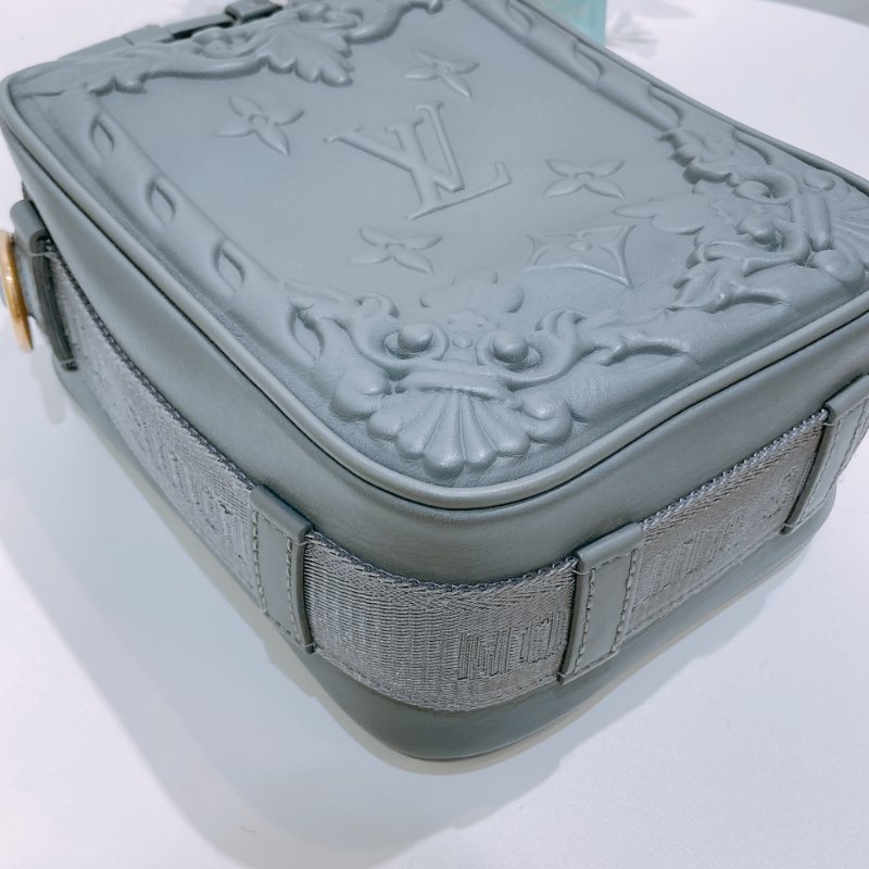 TW4663 Louis Vuitton 路易威登 浮雕男士郵差包 Cruiser Messenger Bag Calfskin-7