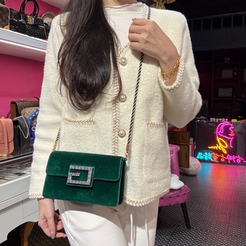 Gucci 水鑽斜背包/王吉娜古董精品-1