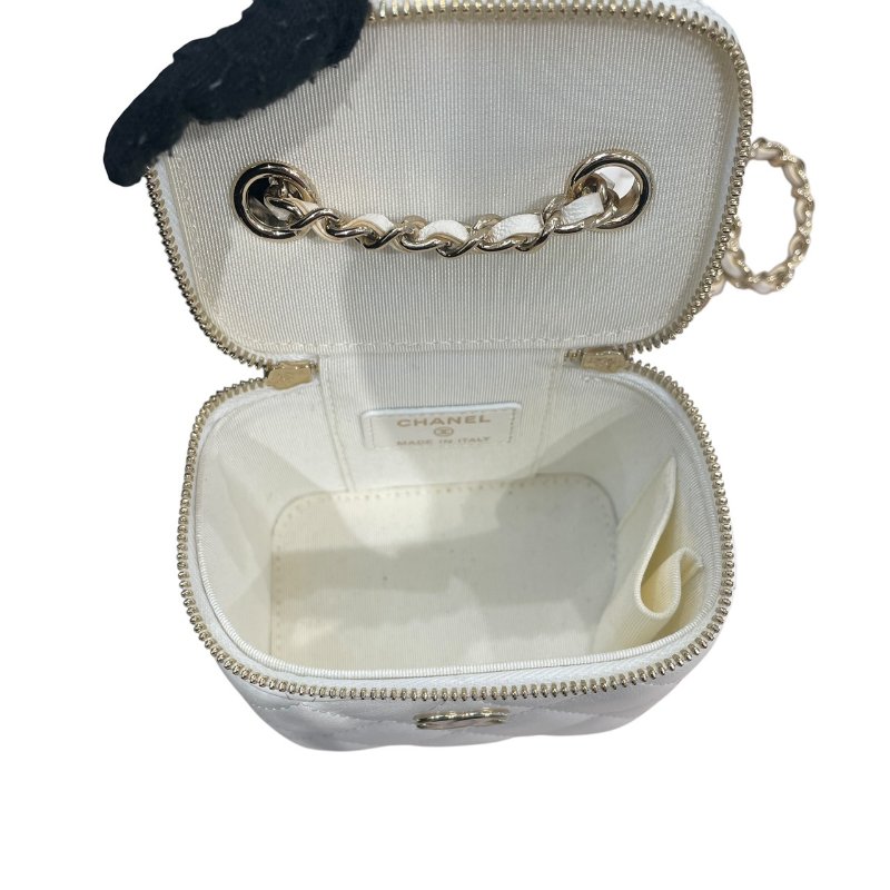 CHANEL 香奈兒 山茶花迷你箱包 皮革 白色 金扣-11