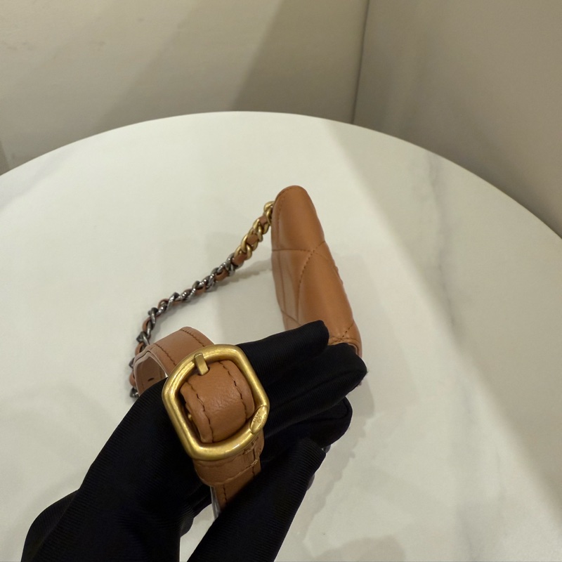 （極新美包）Chanel香奈兒 19woc mini腰包-2