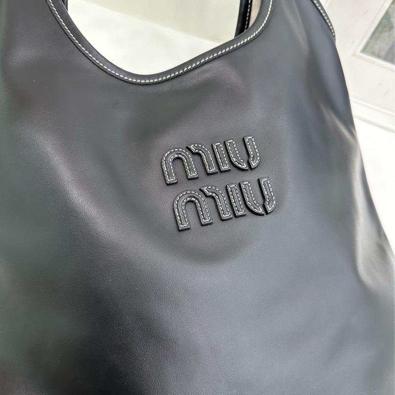 Miu Miu IVY hobo托特包，黑色 很新 25年 內襯有幾點印子-5