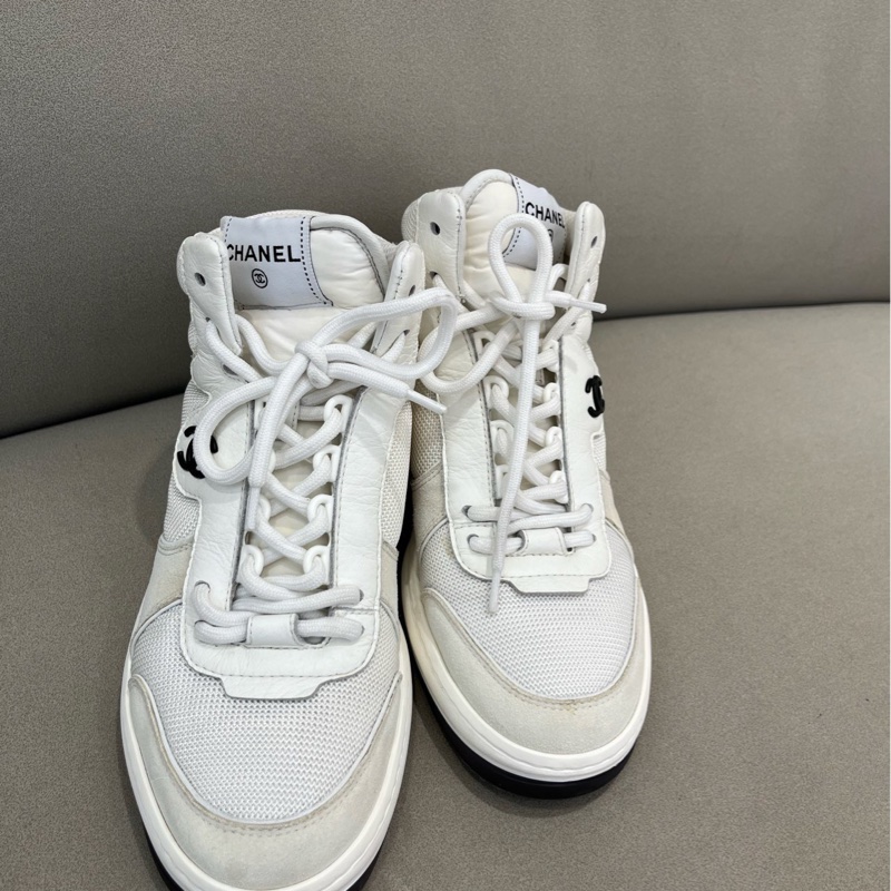 98新香奈兒 Chanel 白色運動鞋 高幫球鞋37.5碼無附件一-0