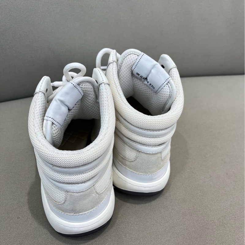 98新香奈兒 Chanel 白色運動鞋 高幫球鞋37.5碼無附件一-1