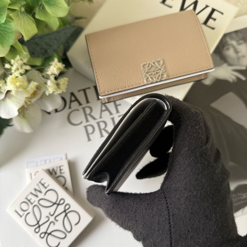 Anagram 銀色標誌粒紋牛皮釦式卡片夾/名片夾(黑色)-4