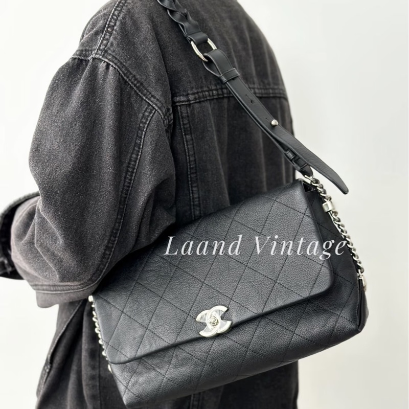 莉亞精品♡ Chanel 麻花肩帶口蓋包 黑銀 二手美包-1