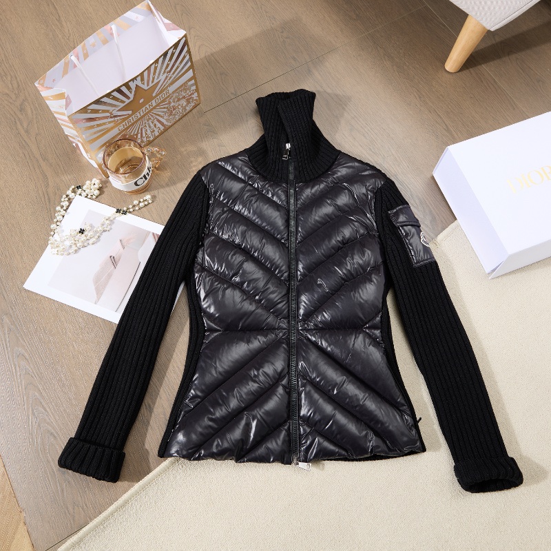 ❤️MONCLER 拼接款針織羽絨外套 更適合港台秋冬-0