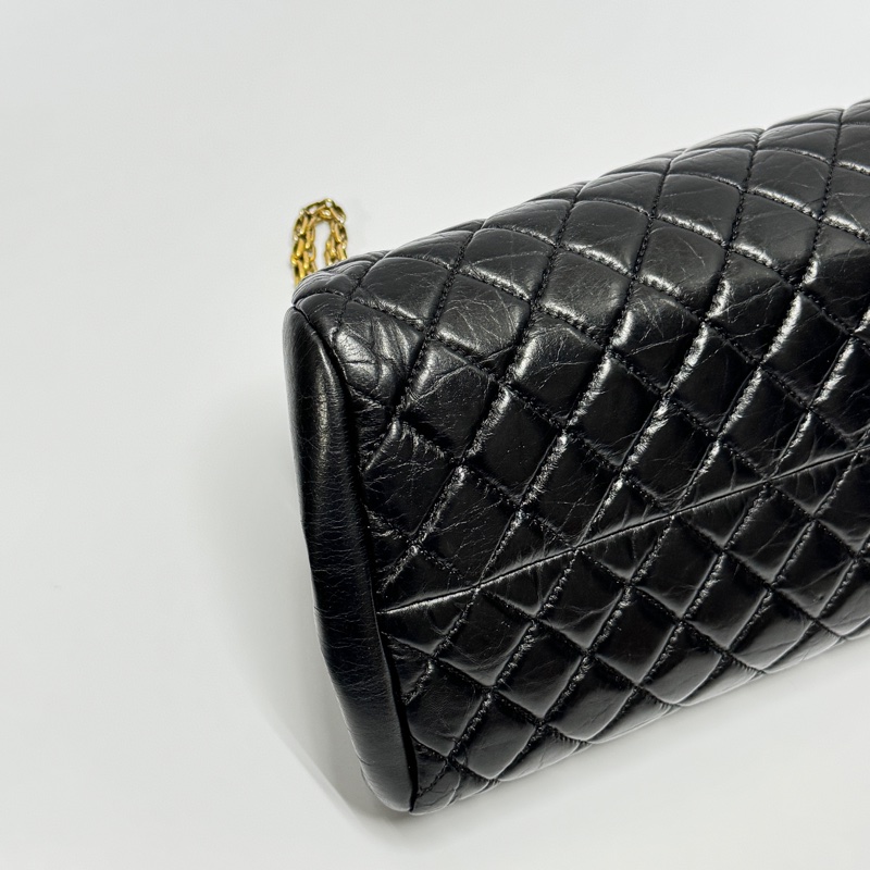 【極新🎁】 Chanel 黑金皺紋牛皮 小號 保齡球包 （專櫃22.6萬）-8