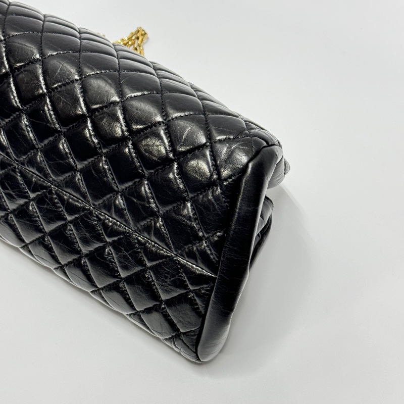 【極新🎁】 Chanel 黑金皺紋牛皮 小號 保齡球包 （專櫃22.6萬）-11