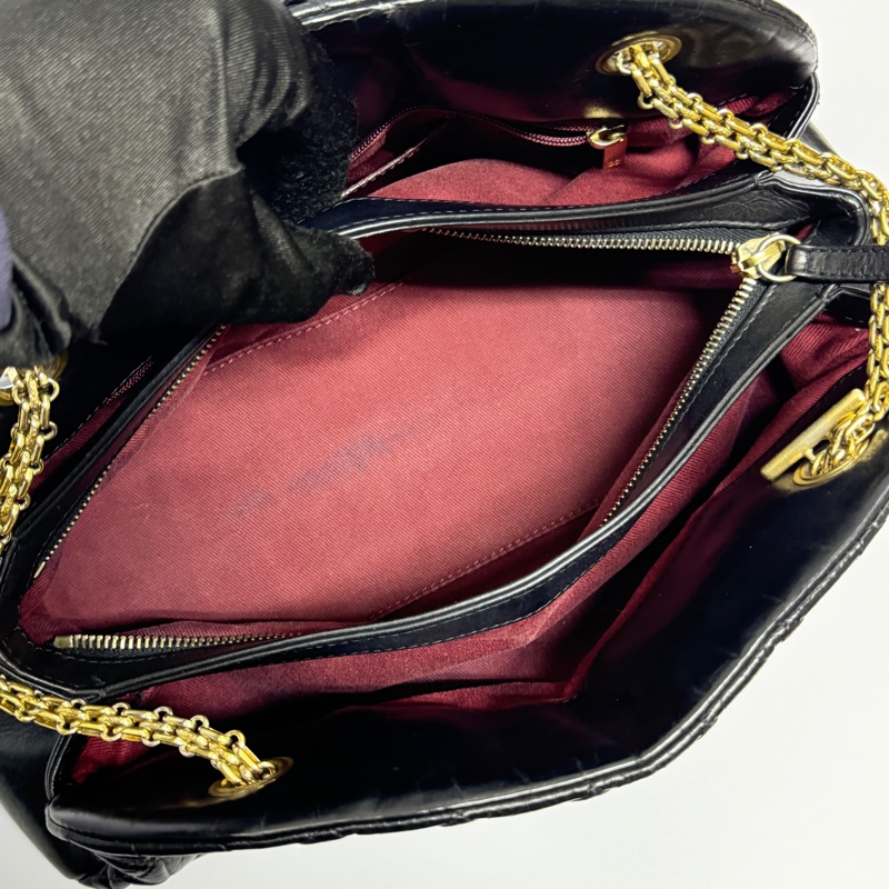 【極新🎁】 Chanel 黑金皺紋牛皮 小號 保齡球包 （專櫃22.6萬）-18