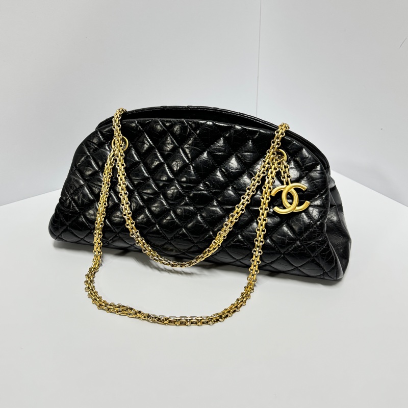 【極新🎁】 Chanel 黑金皺紋牛皮 小號 保齡球包 （專櫃22.6萬）-21