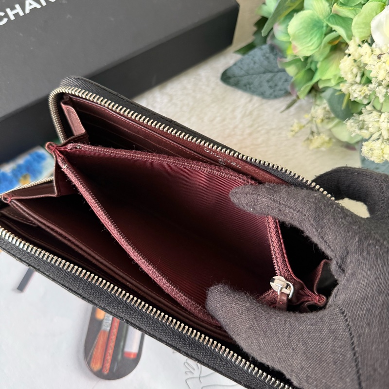 CC Logo 小羊皮ㄇ形拉鍊長夾(黑色)-5