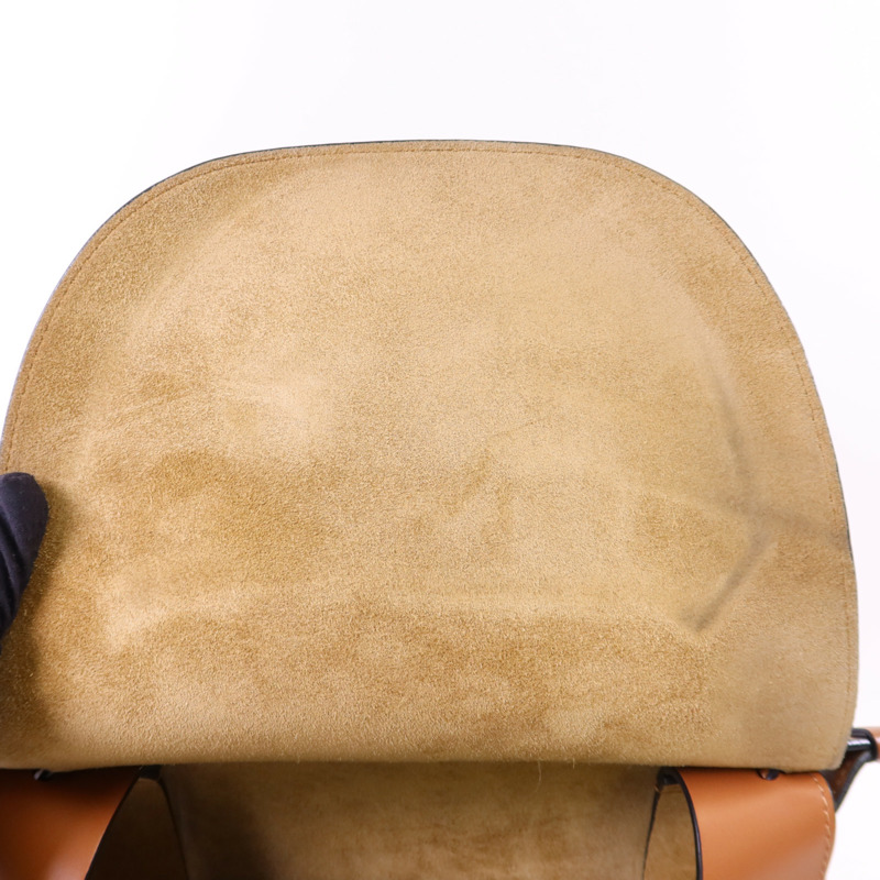 LOEWE 牛皮皮革Gate Small金扣肩背袋-10