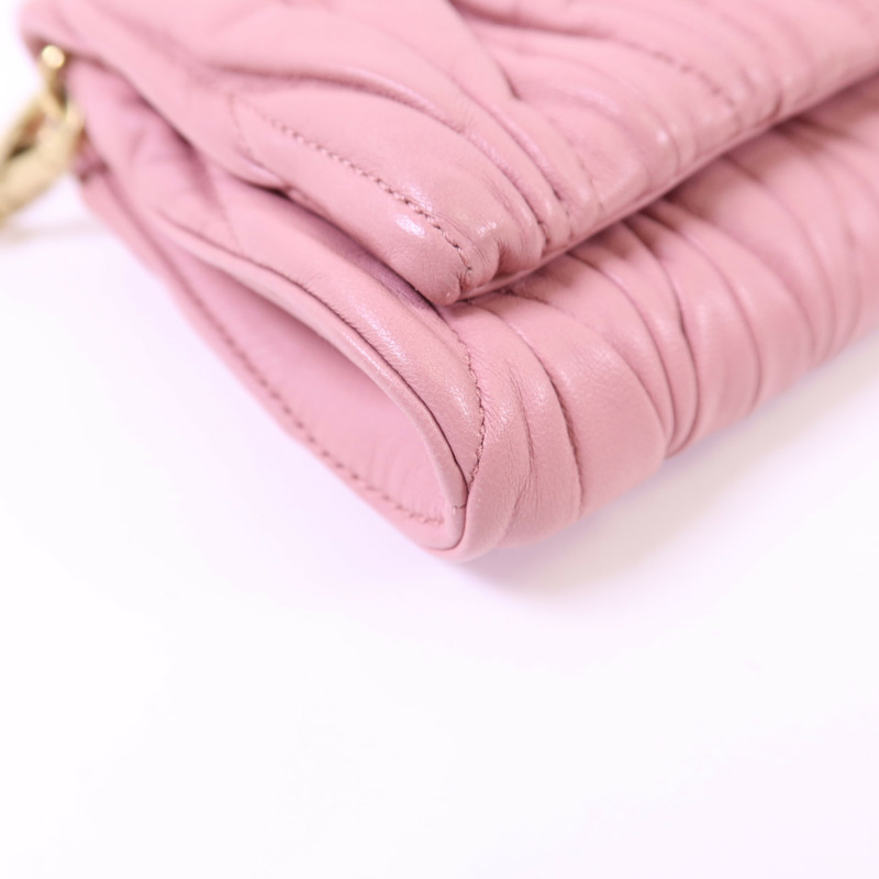 Miu Miu 羊皮皮革Chain Shoulder金扣肩背袋-13