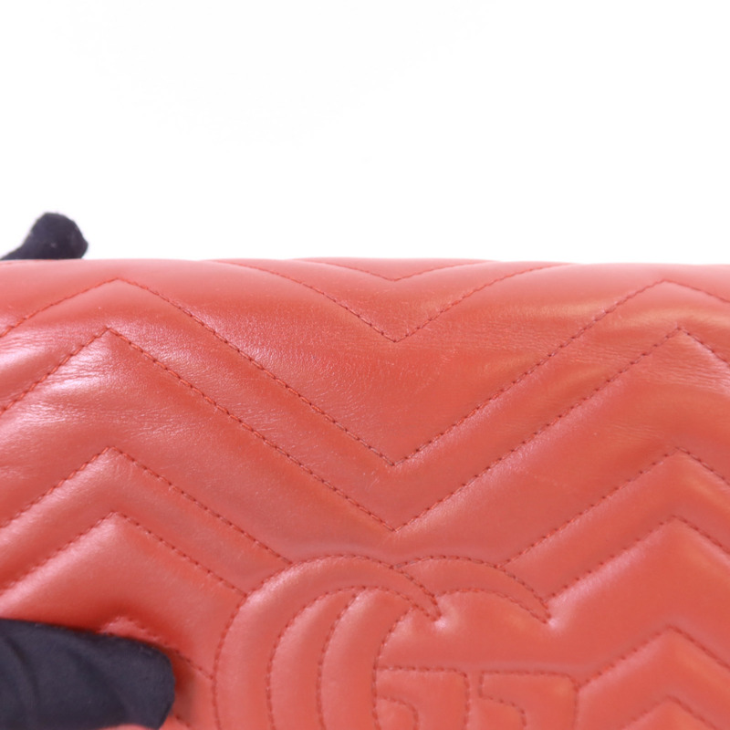 GUCCI 牛皮皮革GG Marmont金扣鏈帶肩背袋-15