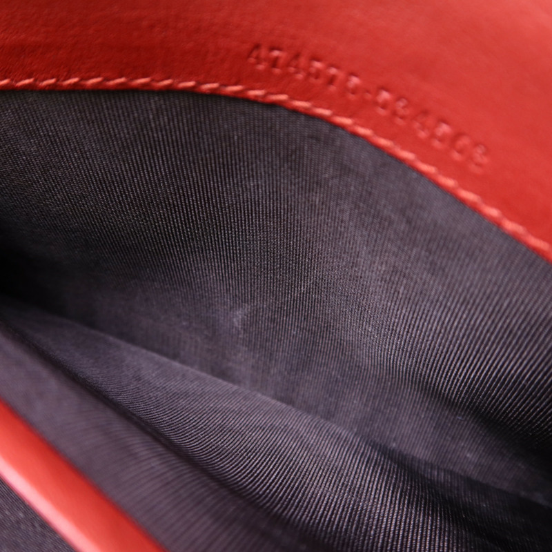 GUCCI 牛皮皮革GG Marmont金扣鏈帶肩背袋-21