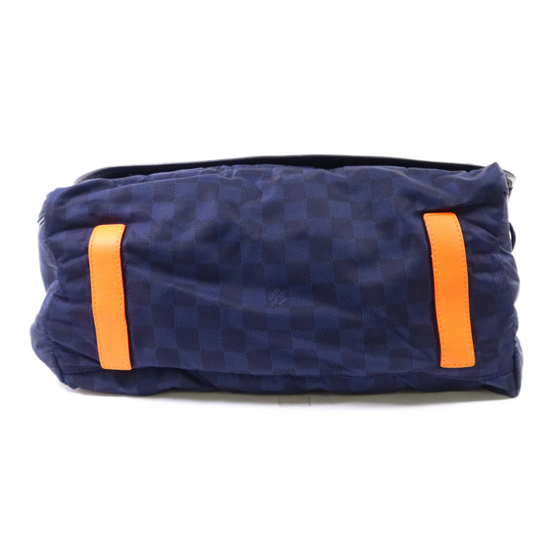 LOUIS VUITTON Damier Challenge LV Cup  Messenger Bag肩背袋-3