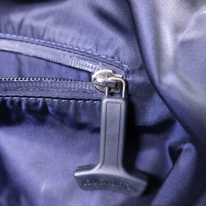 LOUIS VUITTON Damier Challenge LV Cup  Messenger Bag肩背袋-8