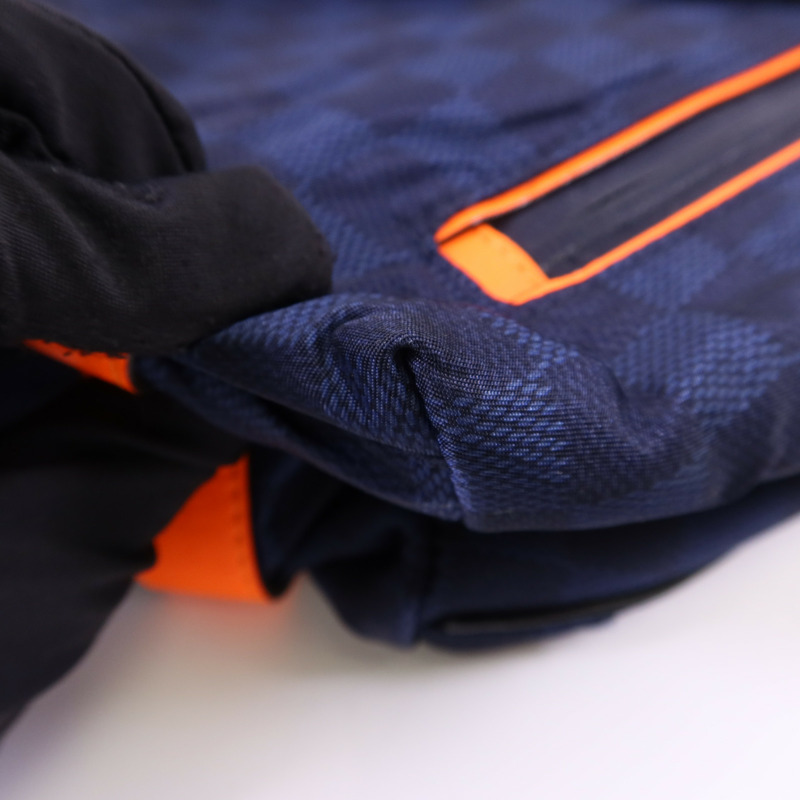 LOUIS VUITTON Damier Challenge LV Cup  Messenger Bag肩背袋-11