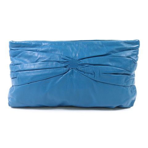 Miu Miu 牛皮皮革Clutch Bag金扣手拿包