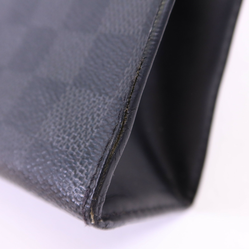 LOUIS VUITTON Damier Graphite Pochette Voyage MM銀扣手拿包-15