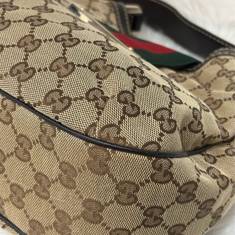 GUCCI 233608 GG LOGO 綠紅綠織帶 老花字紋緹花布 咖啡牛皮 肩背包 HOBO-16