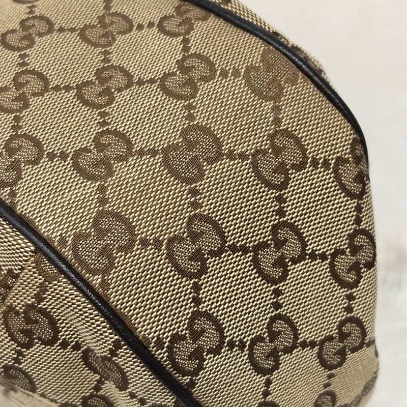 GUCCI 233608 GG LOGO 綠紅綠織帶 老花字紋緹花布 咖啡牛皮 肩背包 HOBO-17